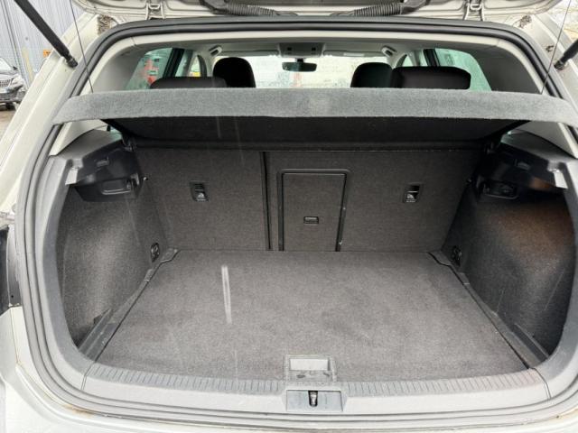 Volkswagen Golf image 1