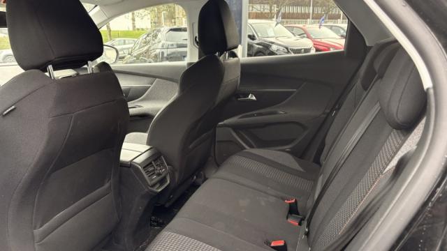 Peugeot 3008 image 9