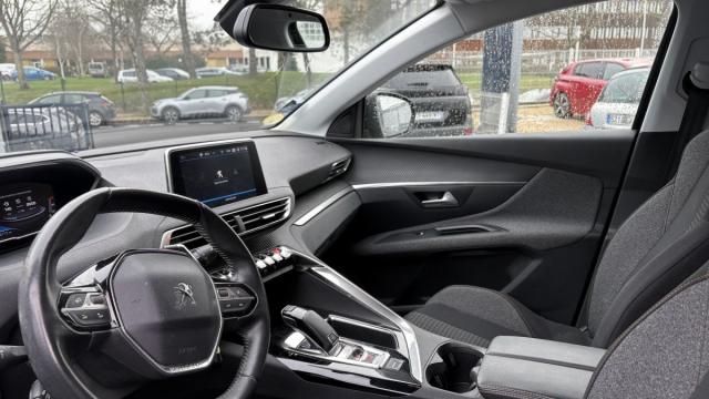 Peugeot 3008 image 1