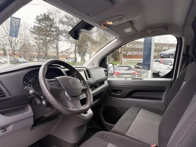 Citroen Jumpy image 2