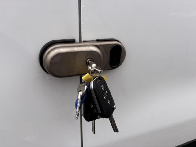 Citroen Jumpy image 6