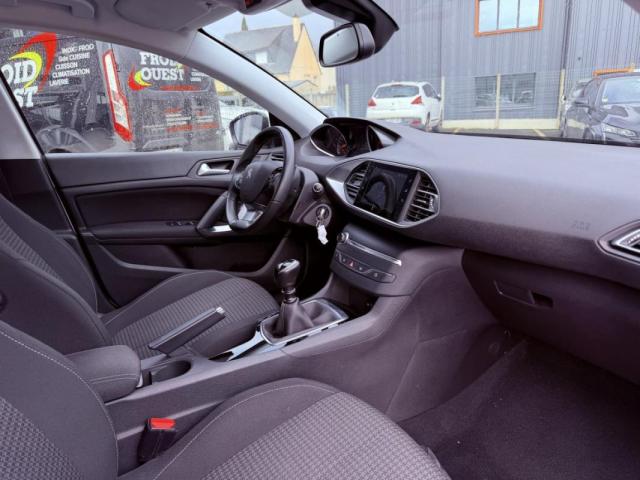 Peugeot 308 image 6