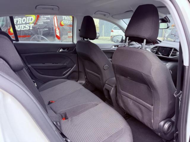 Peugeot 308 image 4