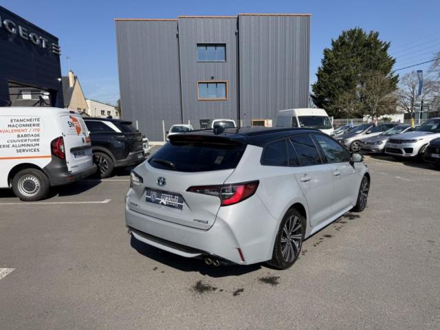 Toyota Corolla Touring Sports image 5