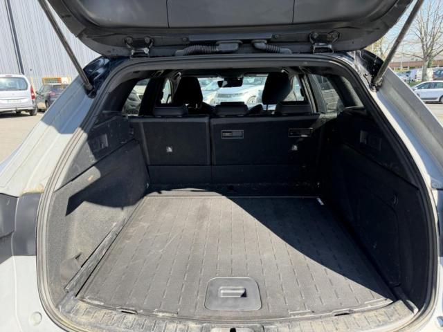 Toyota Corolla Touring Sports image 2