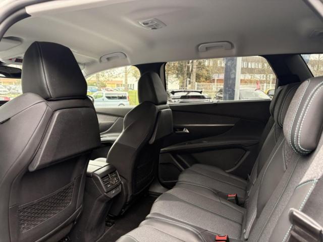 Peugeot 5008 image 2