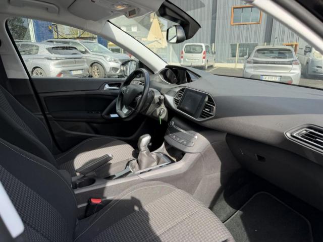 Peugeot 308 image 3