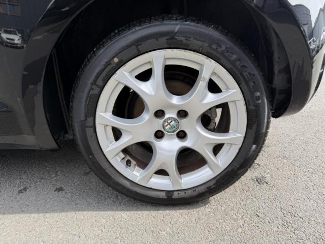 Alfa Romeo Mito image 1