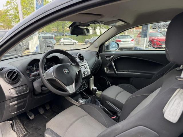 Alfa Romeo Mito image 7