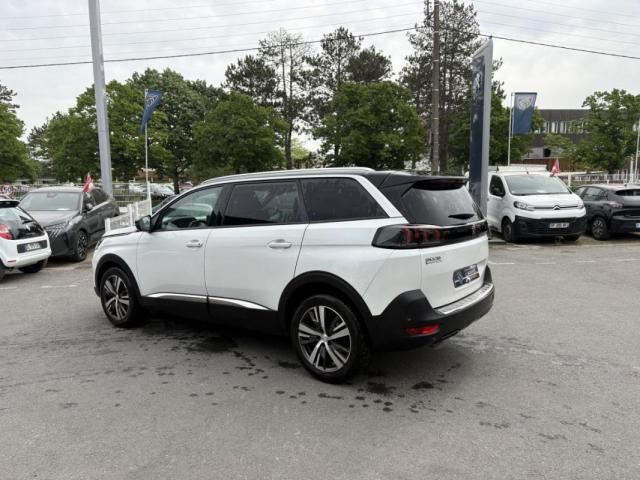 Peugeot 5008 image 6
