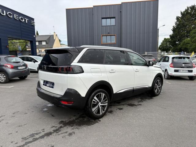 Peugeot 5008 image 5