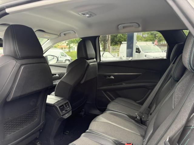 Peugeot 5008 image 3