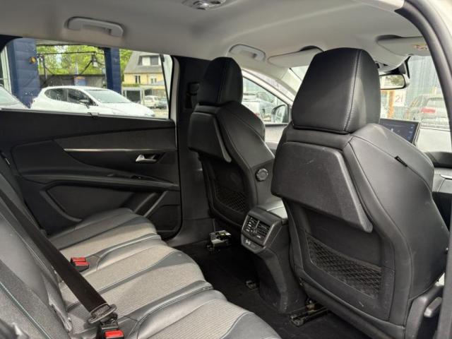 Peugeot 5008 image 4
