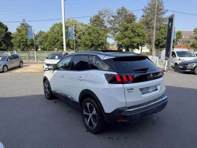 Peugeot 3008 image 6