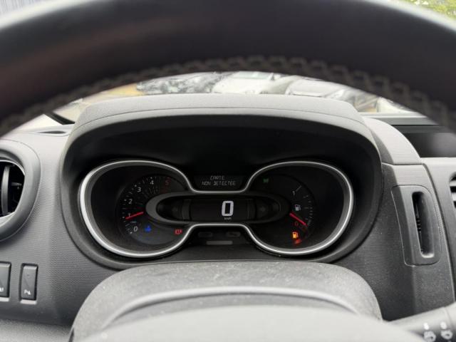 Renault Trafic image 3