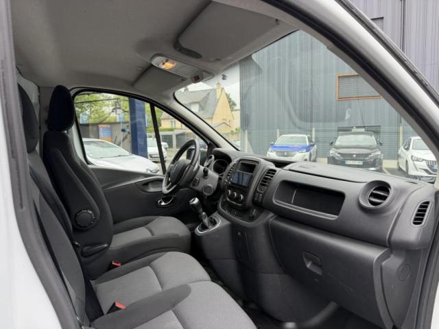 Renault Trafic image 6