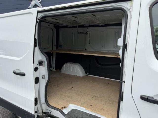 Renault Trafic image 7