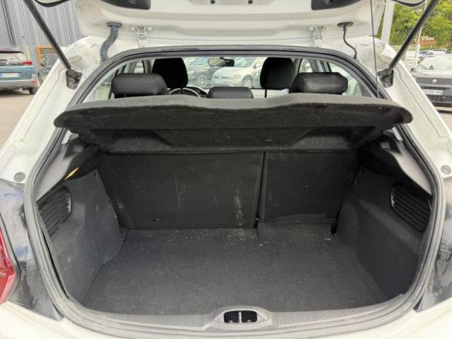 Peugeot 208 image 4