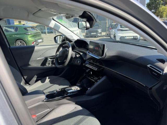 Peugeot 208 image 4