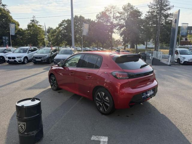 Peugeot 208 image 9
