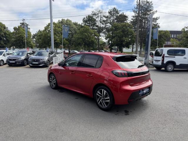 Peugeot 208 image 8