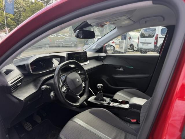 Peugeot 208 image 1