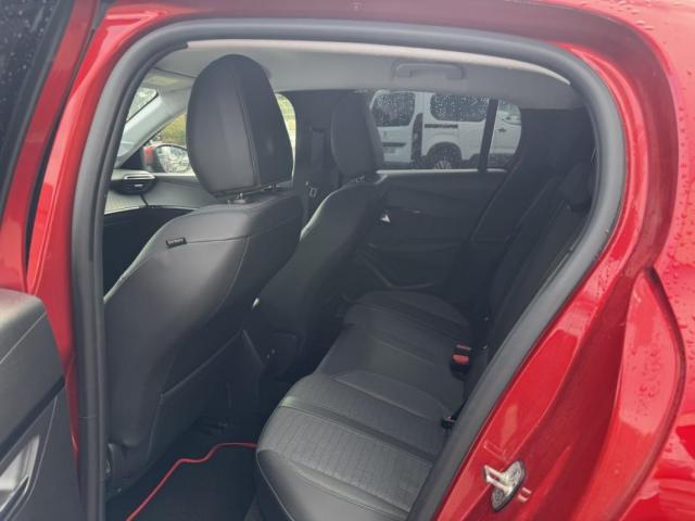 Peugeot 208 image 2
