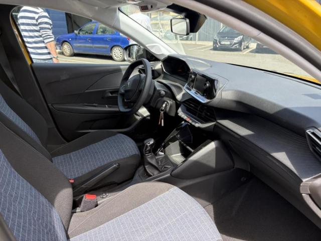Peugeot 208 image 8
