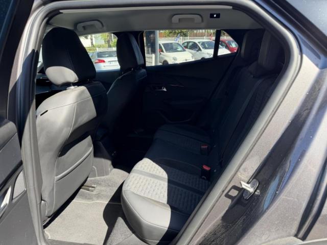 Peugeot 2008 image 1