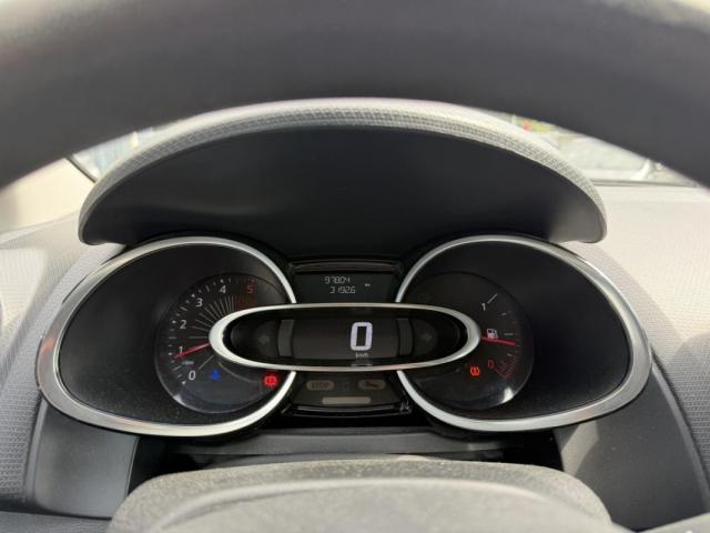 Renault Clio image 9