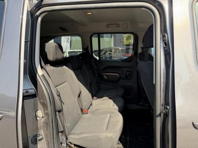 Peugeot Rifter image 9