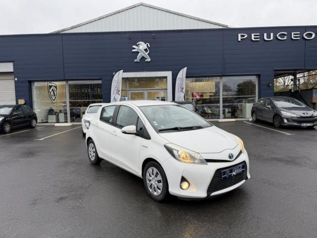Toyota Yaris Hybride Iii Hybrid 100h Business 2 Places