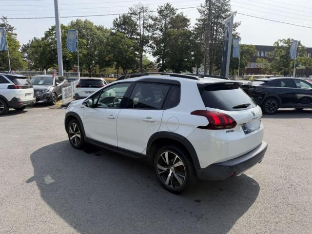 Peugeot 2008 image 9