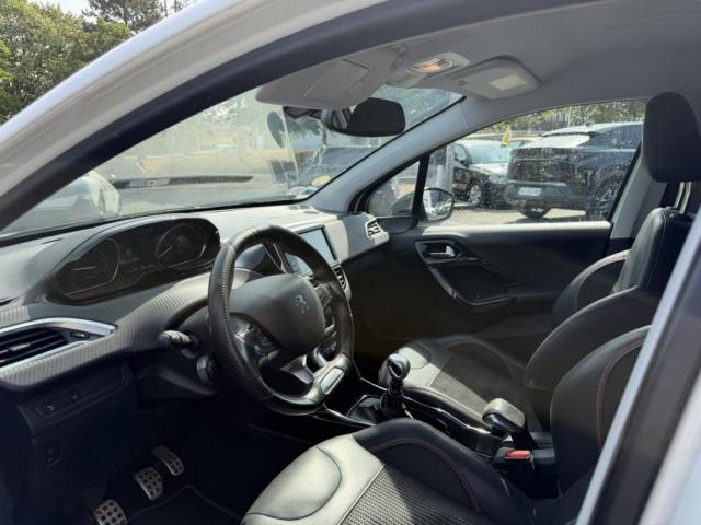 Peugeot 2008 image 7