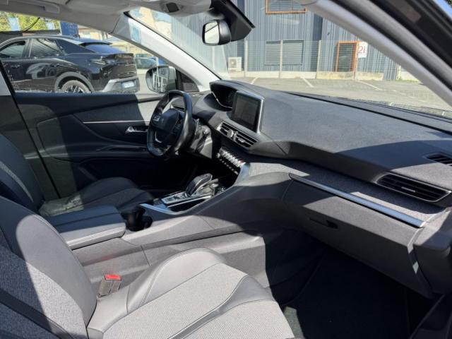 Peugeot 5008 image 6