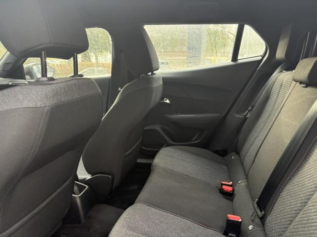 Peugeot 2008 image 6