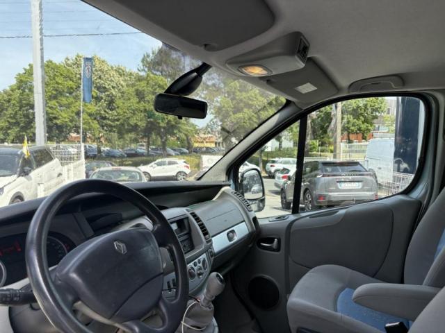 Renault Trafic image 4