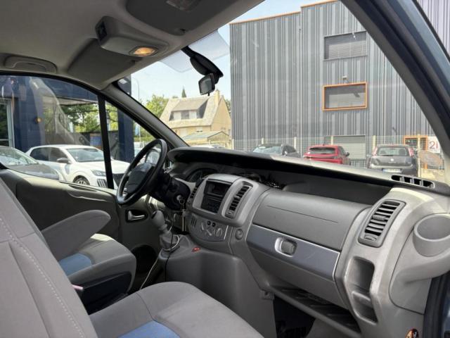 Renault Trafic image 3