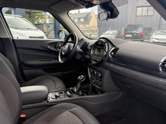 Mini Clubman image 1