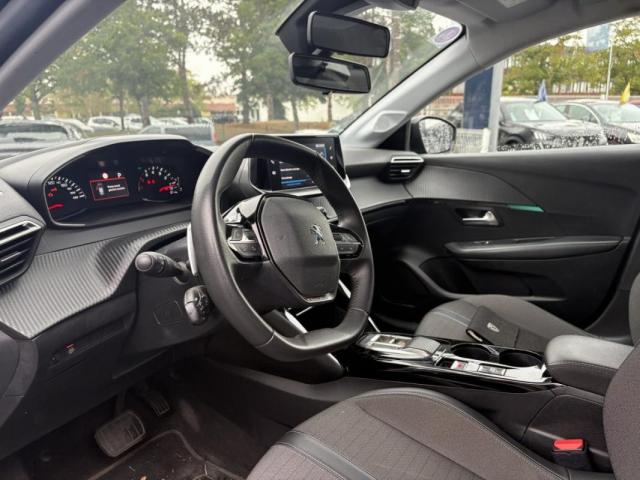 Peugeot 208 image 2