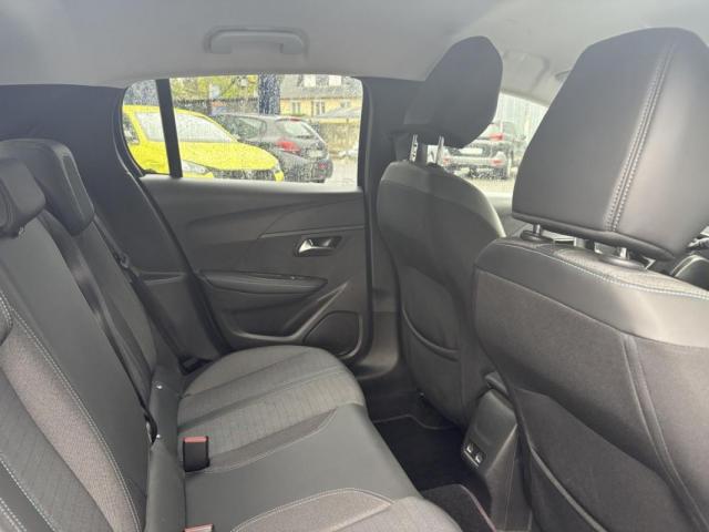 Peugeot 208 image 6