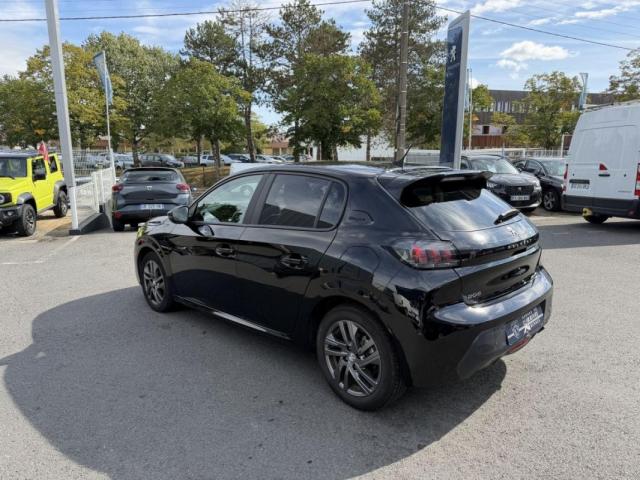 Peugeot 208 image 9