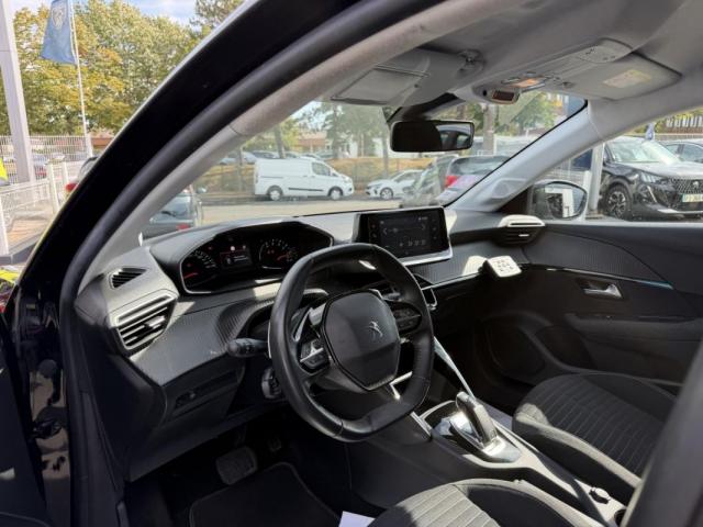 Peugeot 208 image 7