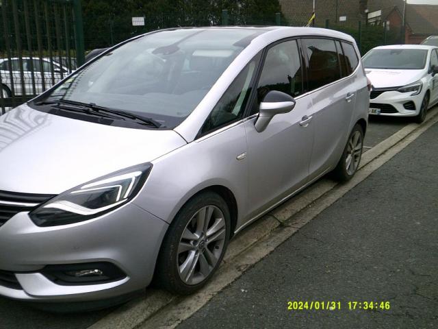 Opel Zafira Tourer image 6