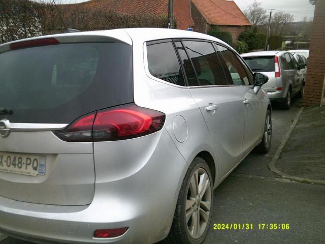 Opel Zafira Tourer image 8