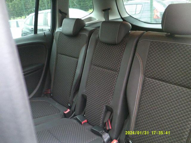 Opel Zafira Tourer image 4