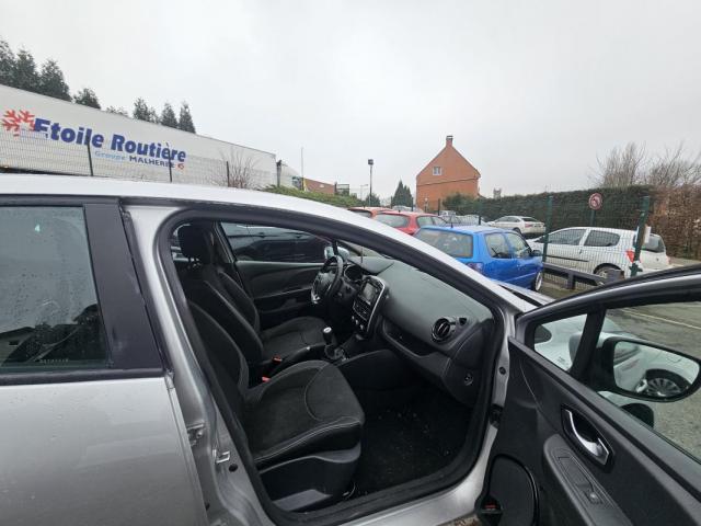 Renault Clio image 2
