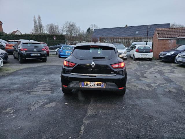 Renault Clio image 2