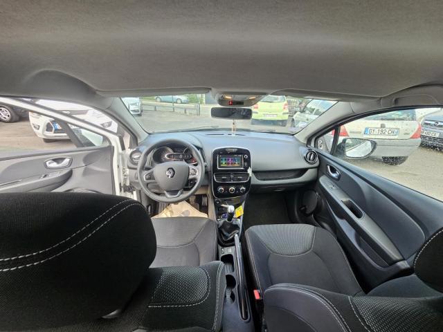 Renault Clio image 2