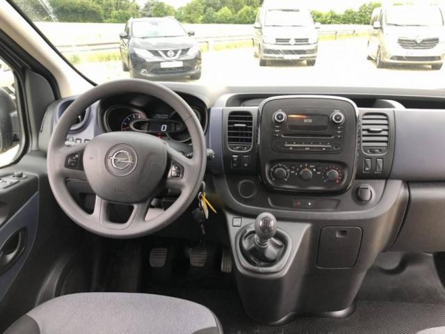 Opel Vivaro image 4